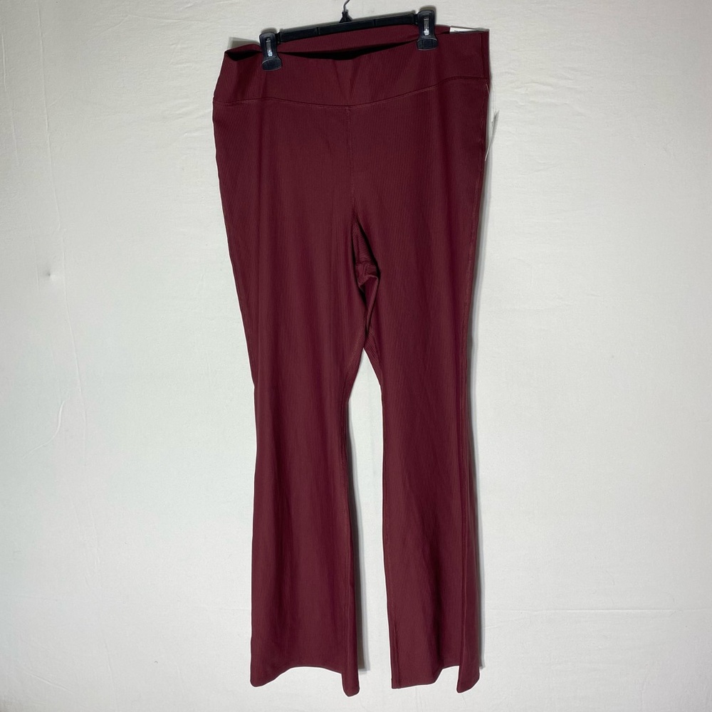 Old Navy Burgundy Powersoft Flare Leg Activewear Yoga Pants XXL NWT